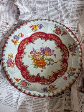 Vintage 1971 Daher Decorated Ware Beautiful Tin Bowl